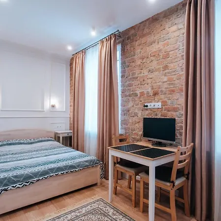 Апартаменти Stylish Latvian-style Near Center, Parks, Cafes & Public Transit Рига