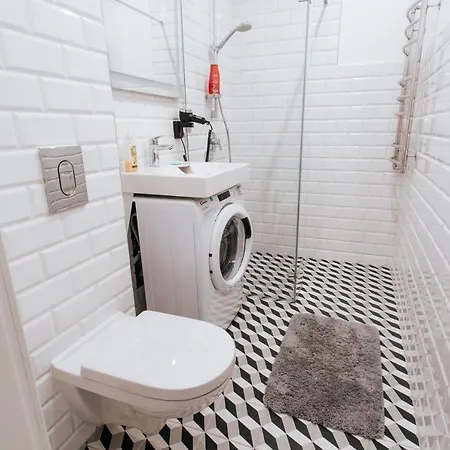 Stylish Latvian-style Near Center, Parks, Cafes & Public Transit Apartment