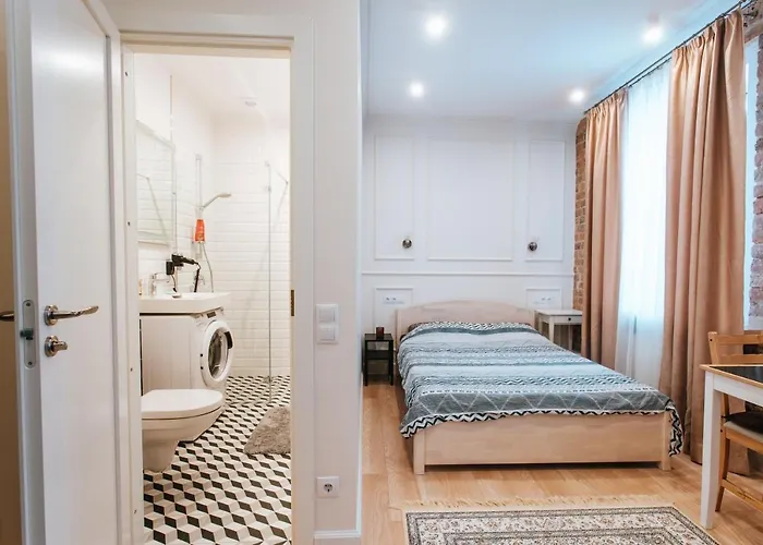 Stylish Latvian-style Near Center, Parks, Cafes & Public Transit * Riga