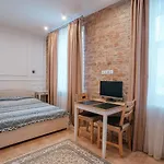 Apartment Stylish Latvian-style Near Center, Parks, Cafes & Public Transit Riga